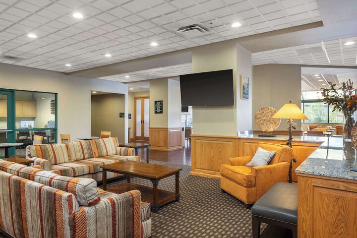Hotel Interior 9 of 261