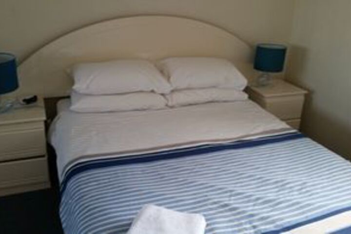 Room 8 of 21