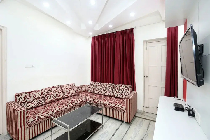 Room 9 of 9