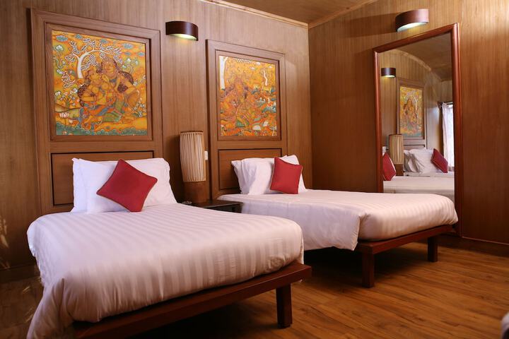 Room 50 of 115