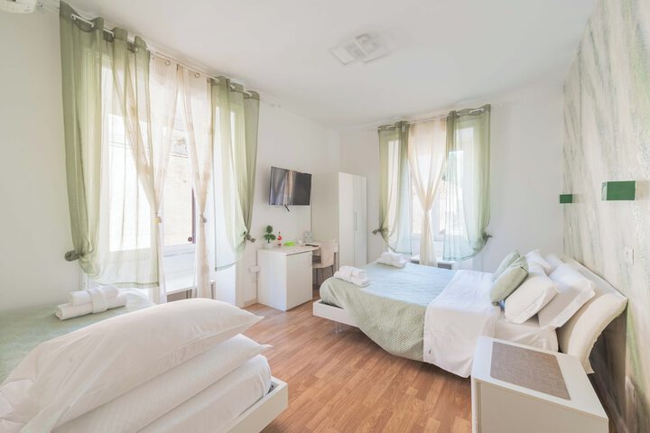 Room 43 of 80