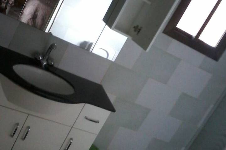 Room 10 of 17