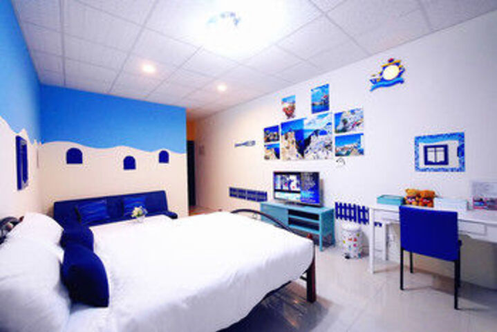Room 35 of 48