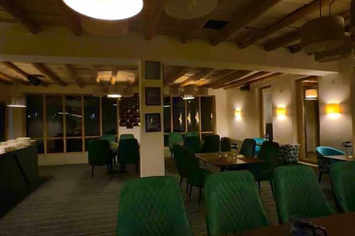 Room 14 of 26