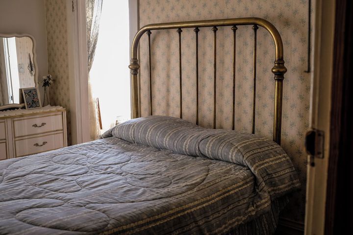Room 3 of 41