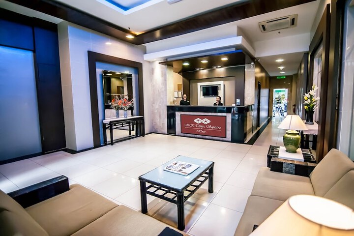 Hotel Lobby
