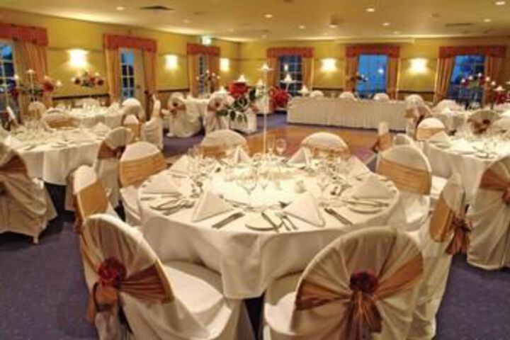 Ballroom/Hall 5 of 32