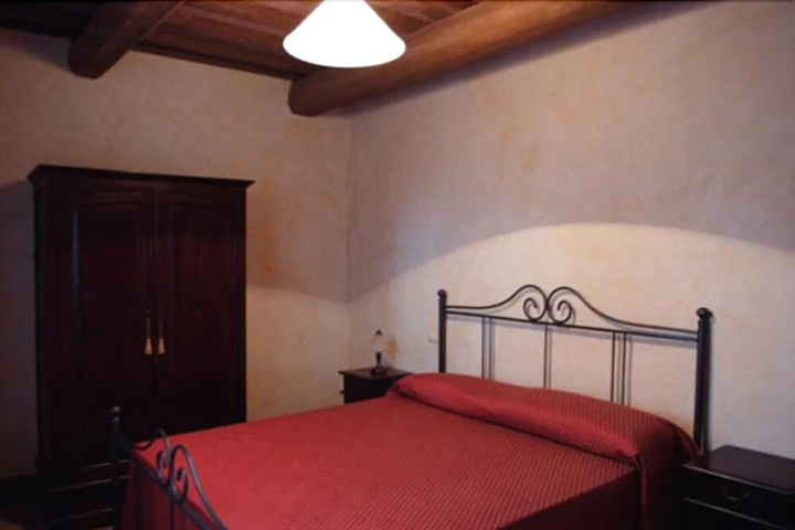 Room 2 of 9