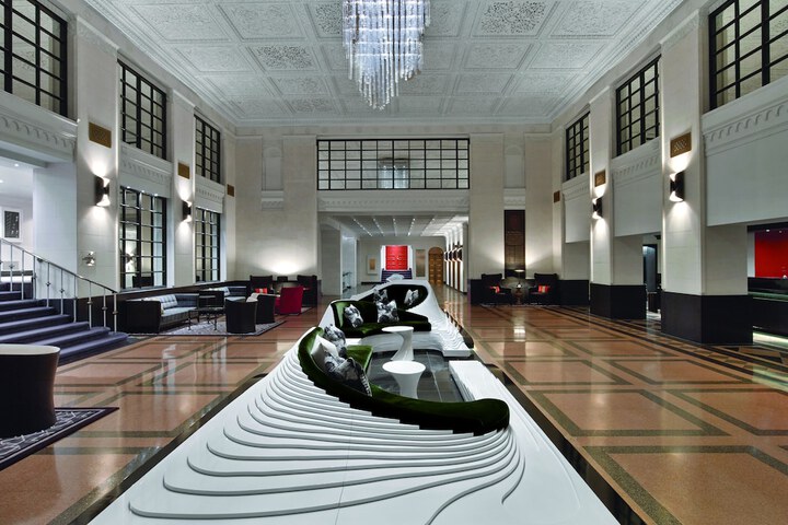 Guest Lobby