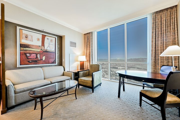 Room 270 of 438