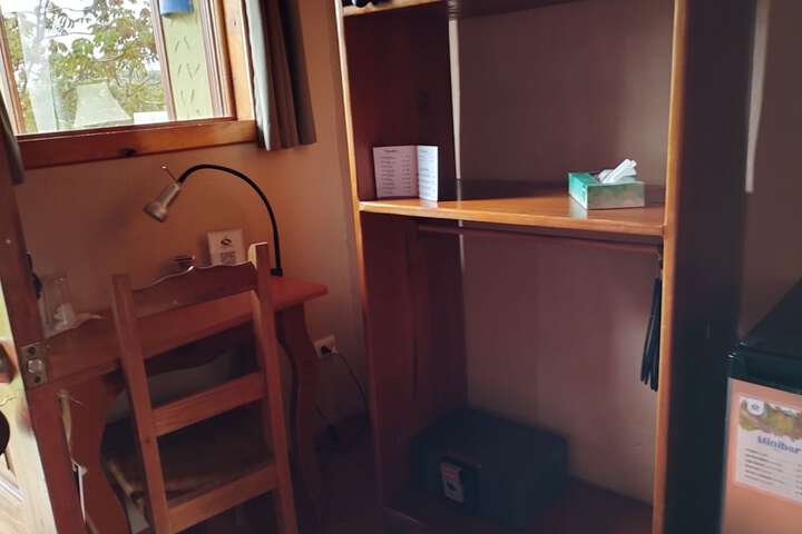 Room 127 of 334