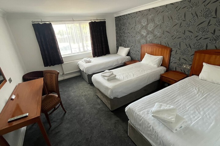 Room 15 of 35