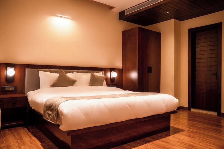 Room 8 of 41