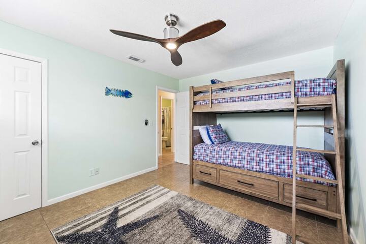 Room 20 of 96