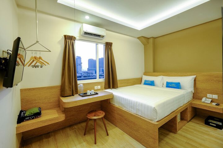Room 6 of 23