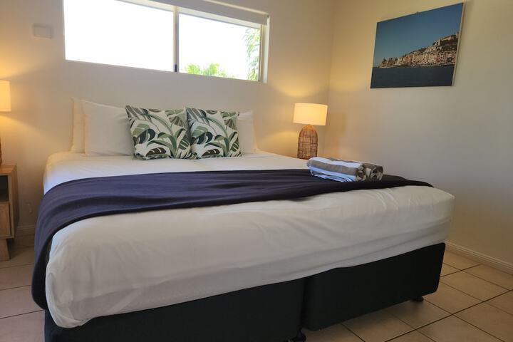 Room 4 of 72