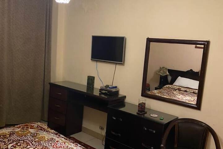 Room 27 of 52