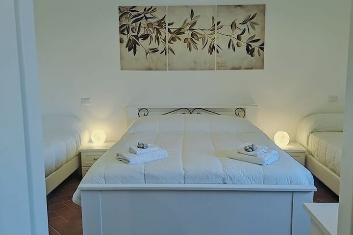 Room 8 of 37