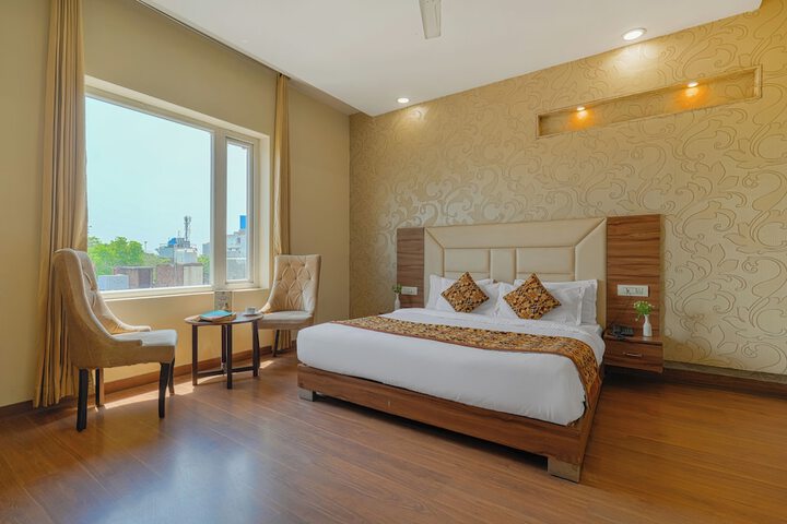 Room 40 of 80