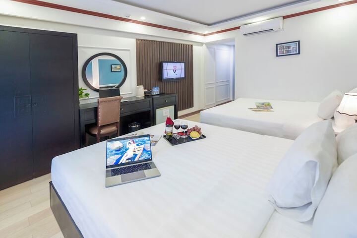 Room 15 of 54