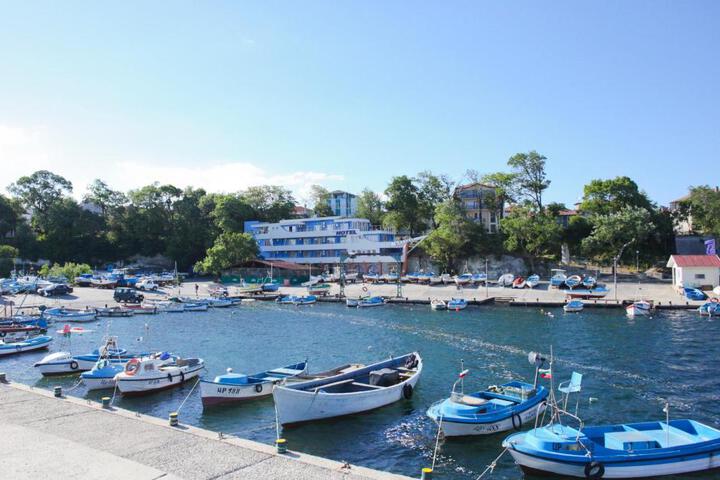 Ribarska Sreshta Family Hotel