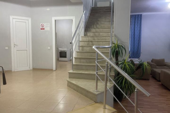 Room 6 of 19