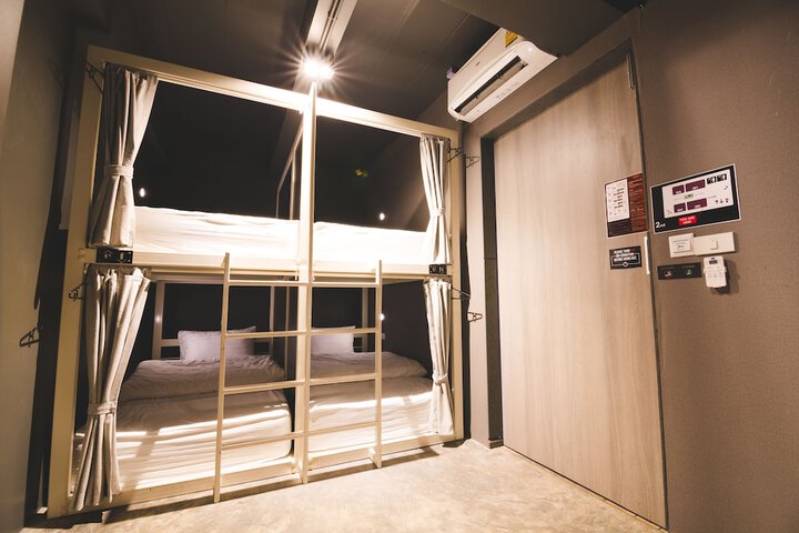 Room 12 of 61
