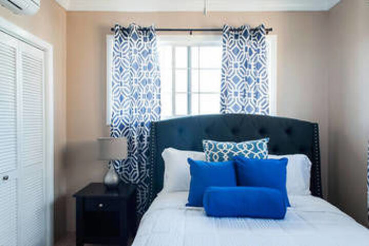 Room 13 of 26