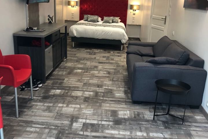 Room 20 of 64