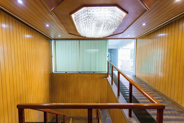 Ballroom/Hall 69 of 78