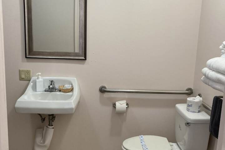 Room 90 of 135
