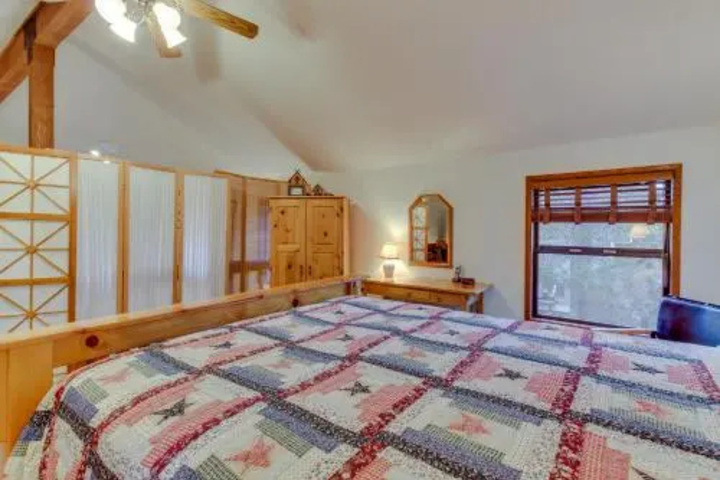 Room 2 of 22