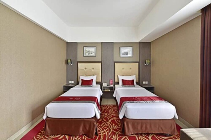 Room 14 of 51