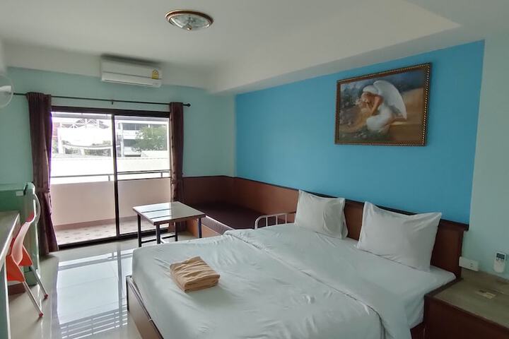 Thorada Place