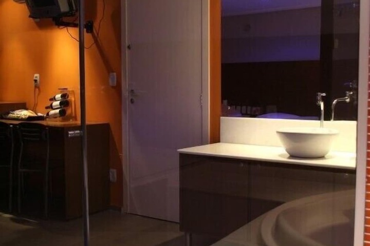 Room 7 of 47