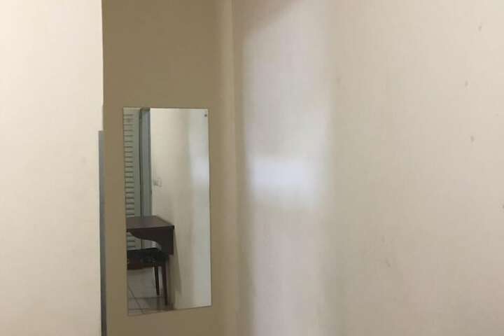 Room 20 of 32