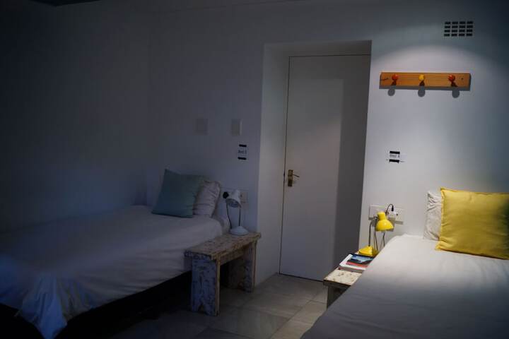Room 8 of 113