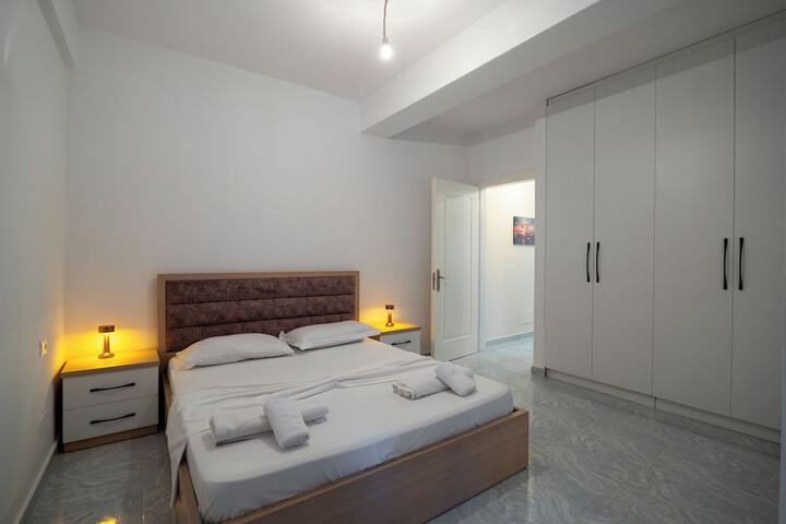 Room 38 of 131