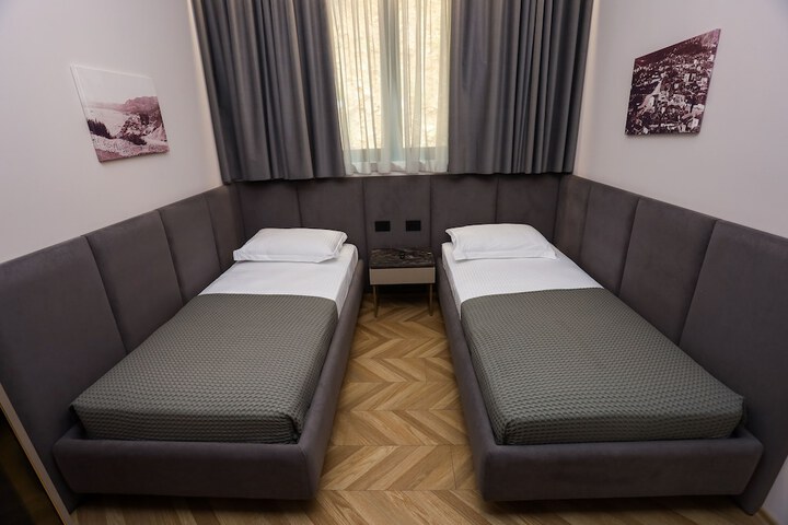 Room 14 of 45