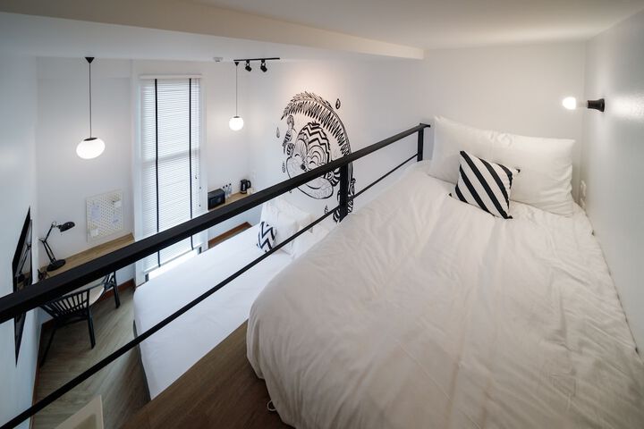 Room 19 of 58