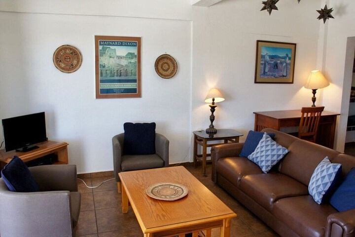 Room 8 of 15