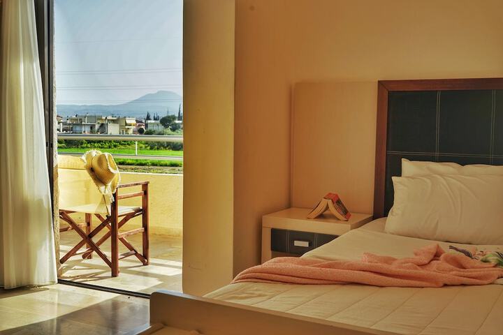 Room 18 of 53
