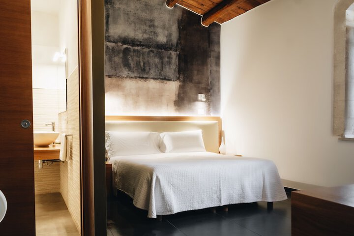 Room 20 of 89