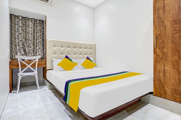 Itsy Hotels Heraa International