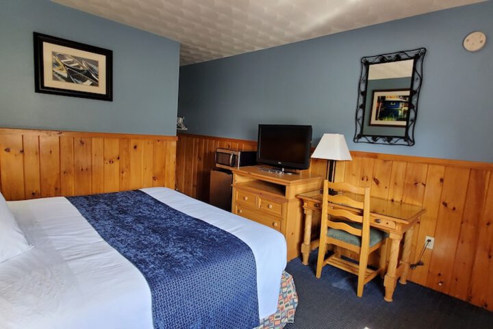 Room 16 of 145
