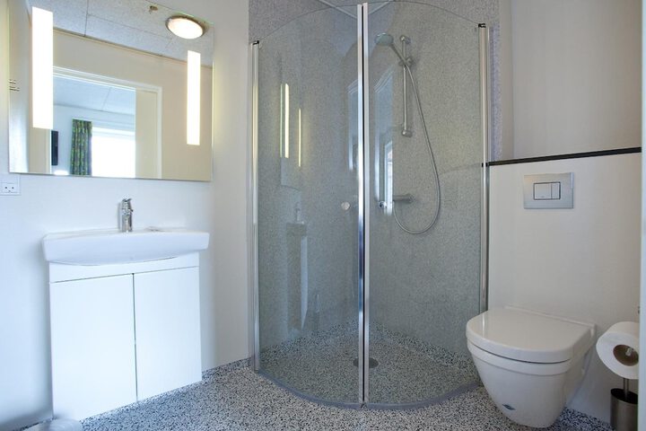Room 22 of 39