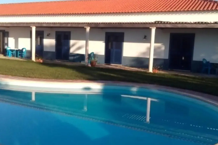 Pool 10 of 13
