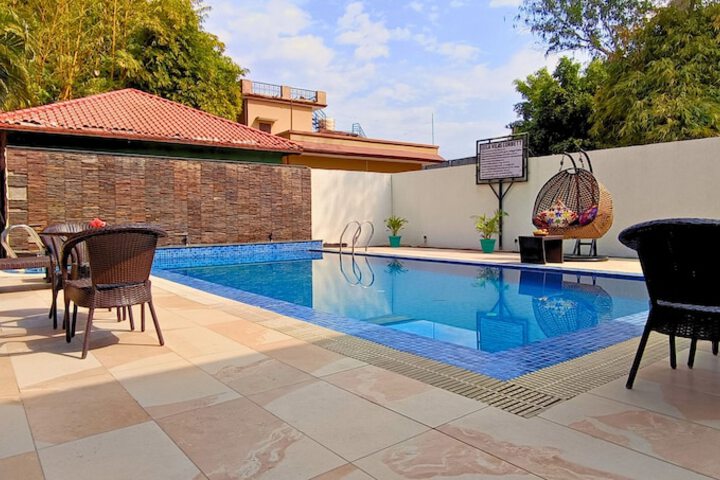 Pool 83 of 113