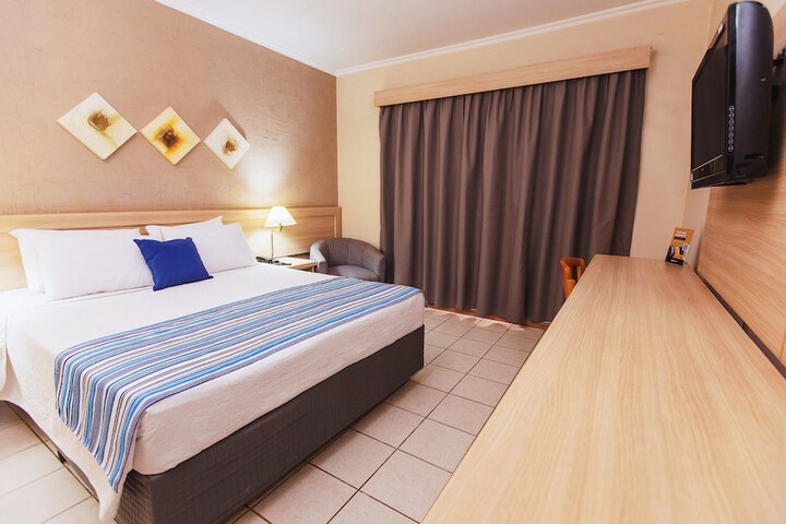 Room 10 of 49