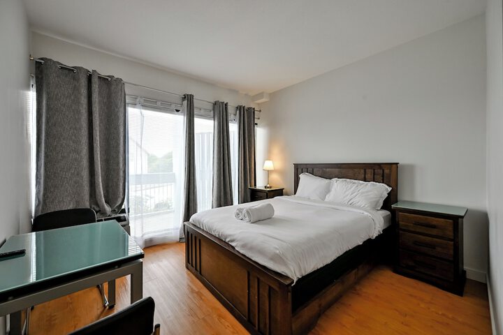 Room 8 of 95